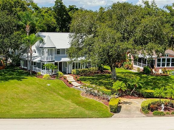 4th image of 1205 N Bayshore Dr