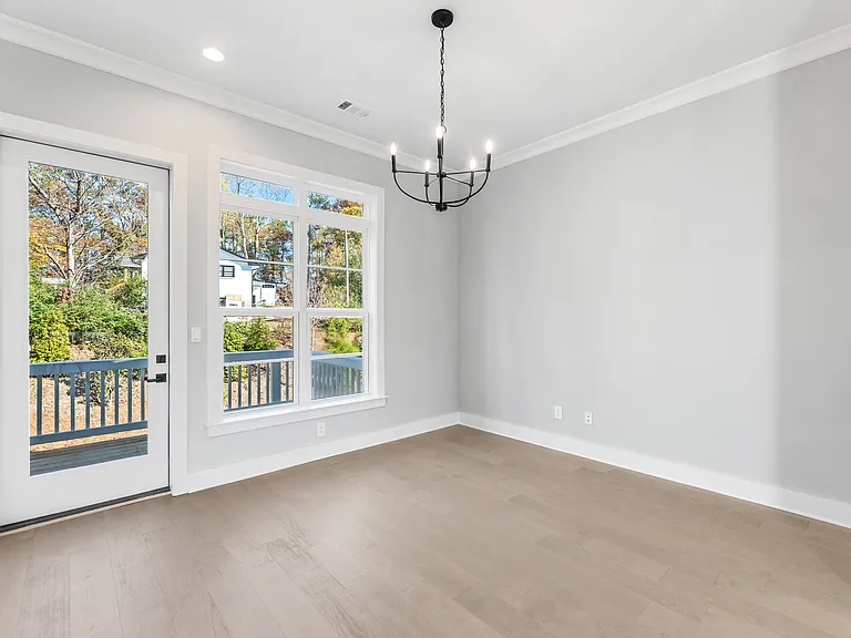2035 Parkside Ln — Photo 20