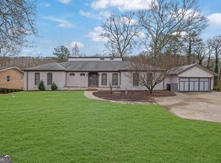 9785 La View Cir, Roswell, GA 30075