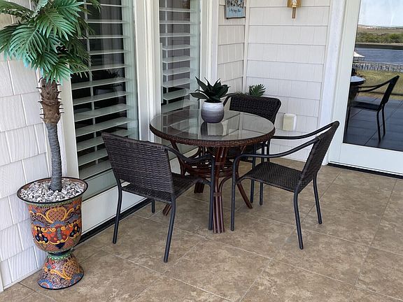 4th image of 915 Shoreline Drive W Unit 243