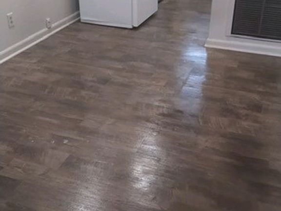 4th image of 1126 Scottsdale Dr APT 2
