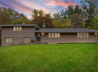 6 Mountain Rise, Fairport, NY 14450