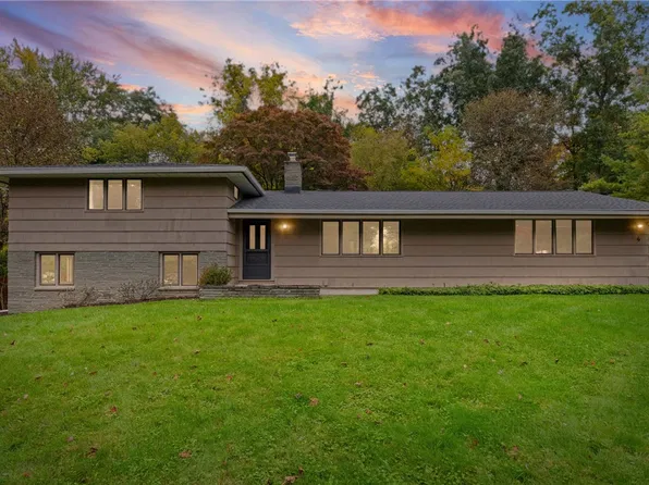 6 Mountain Rise, Fairport, NY 14450