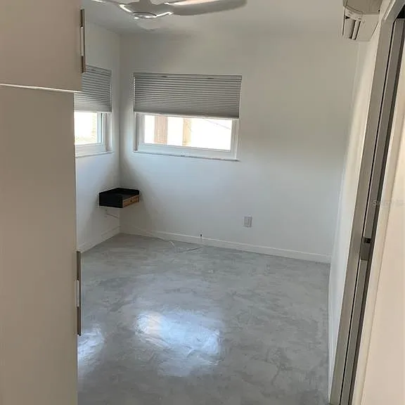 224 6th Ave N #13 — Photo 37