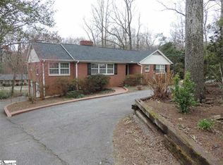 8 Estanolle St, Greenville, SC 29615