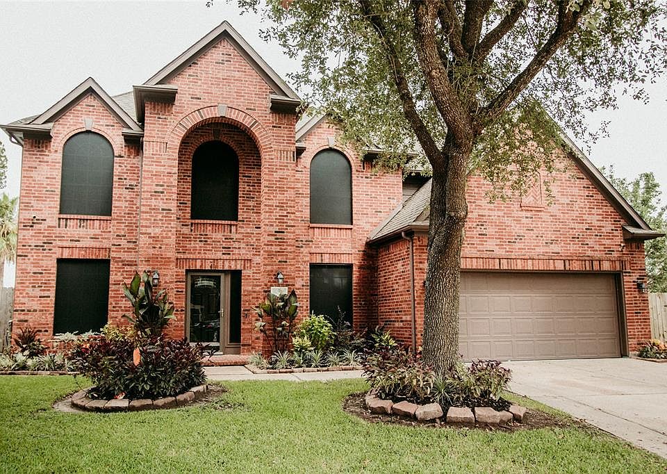 1st image of 6007 Spanish Oak Dr