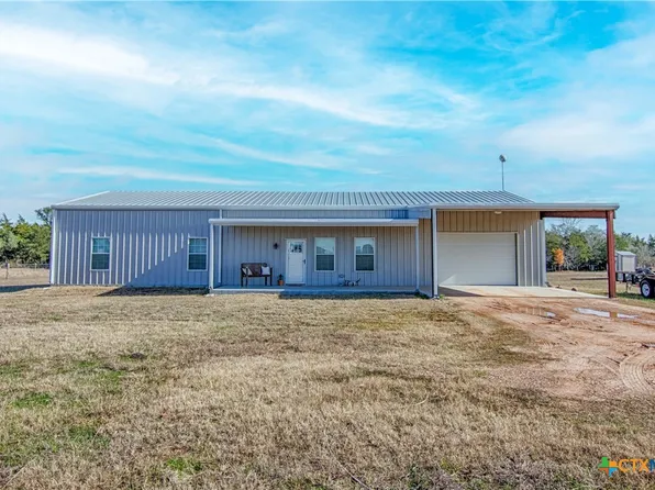 153 Private Road 4001, Yoakum, TX 77995