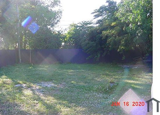 2nd image of 1433 NW 3rd Ave