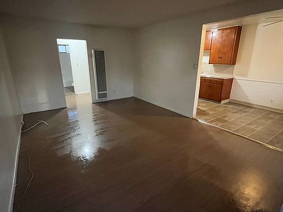 3rd image of 11922 Manor Dr APT E