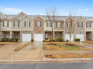1828 Old Dogwood, Jonesboro, GA 30238