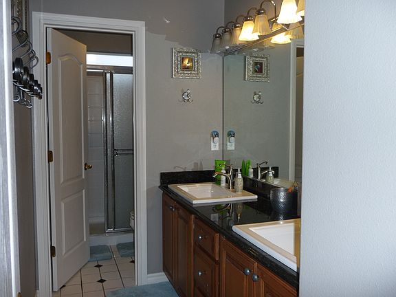 4th image of 4141 Cove West Dr