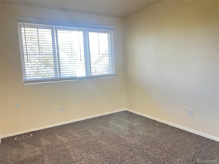2926 S Killarney Way — Photo 8