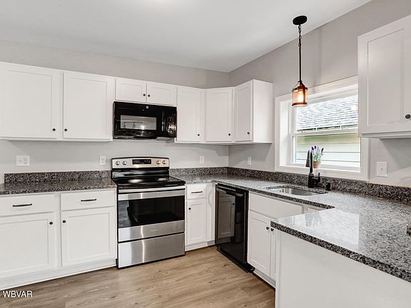 4th image of 483 Bayard St #S