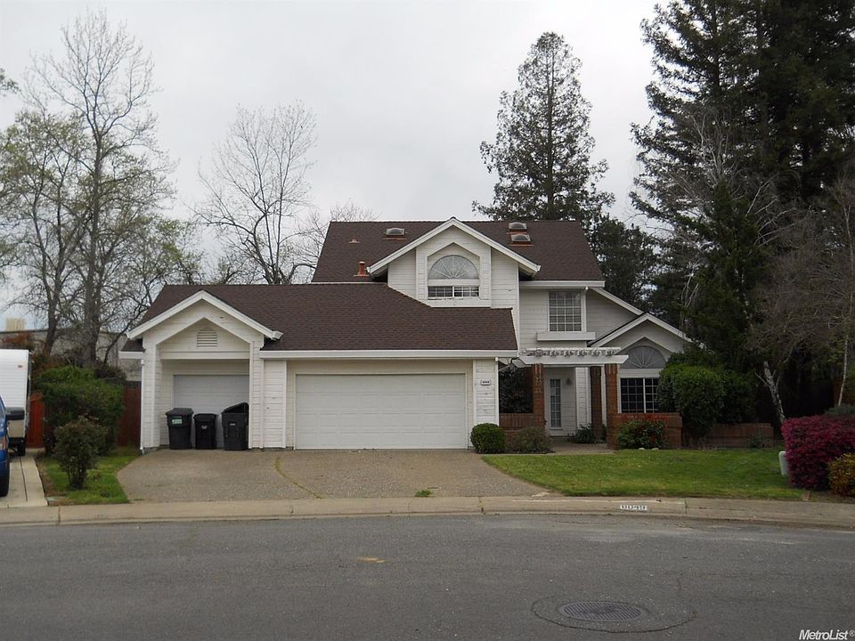 2nd image of 6049 McNeely Way