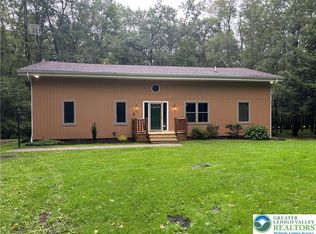 348 N Lehigh Gorge Rd, Weatherly, PA 18255