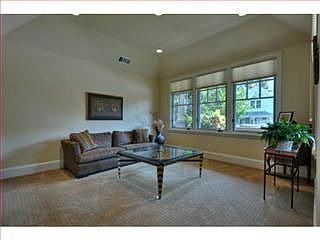 5th image of 128 Boyer Ln