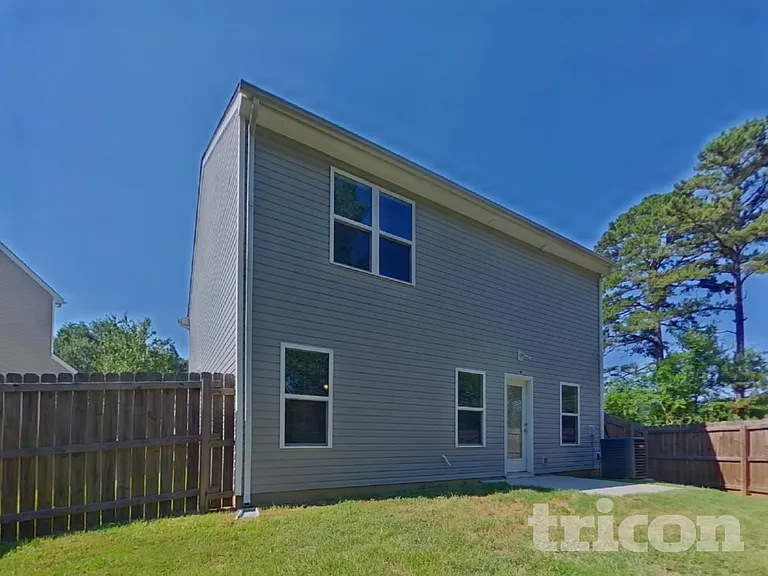 4604 Montelena Dr — Photo 16