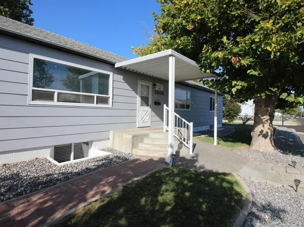 1304 & 1306 Torbett St, Richland, WA 99354