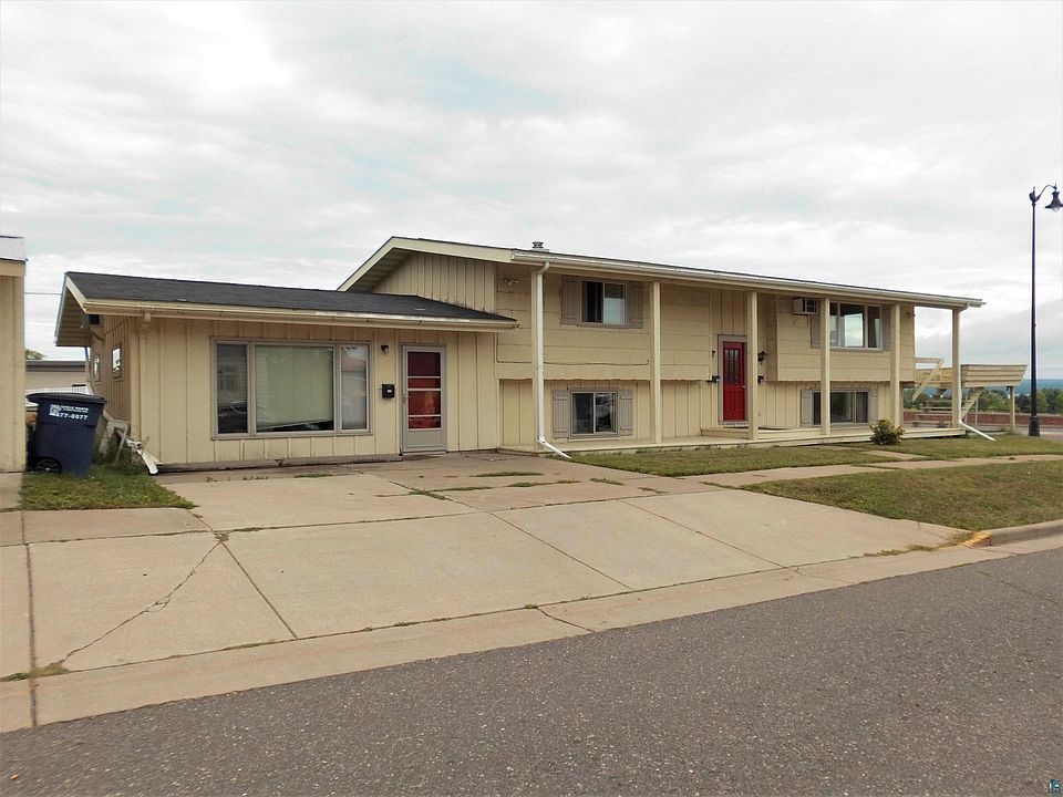 1st image of 103 11th Ave W