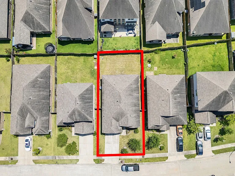 10026 Thicket Park Ln — Photo 40