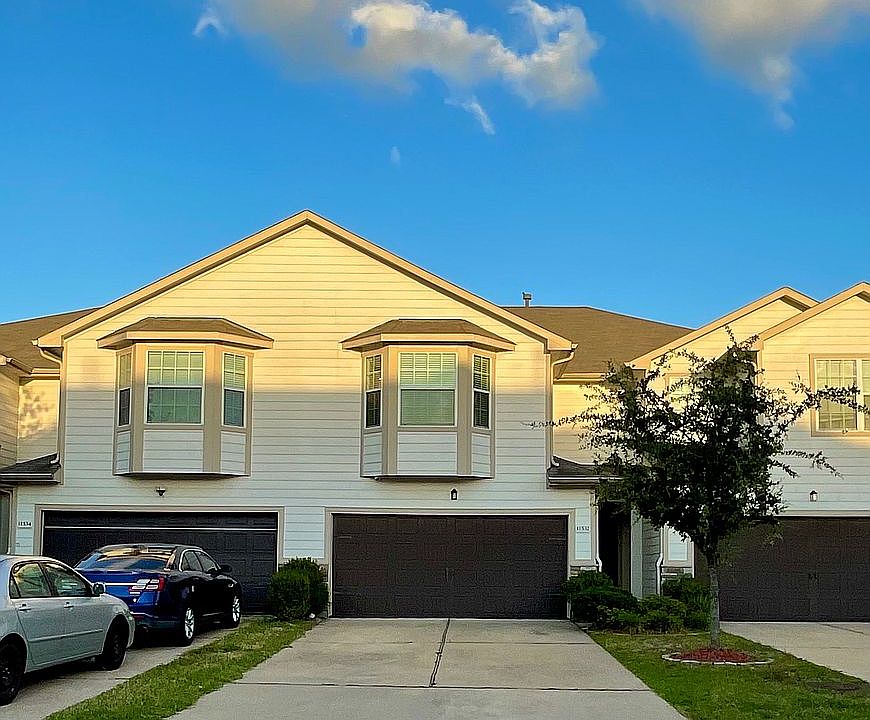 1st image of 11532 Champions Green Dr