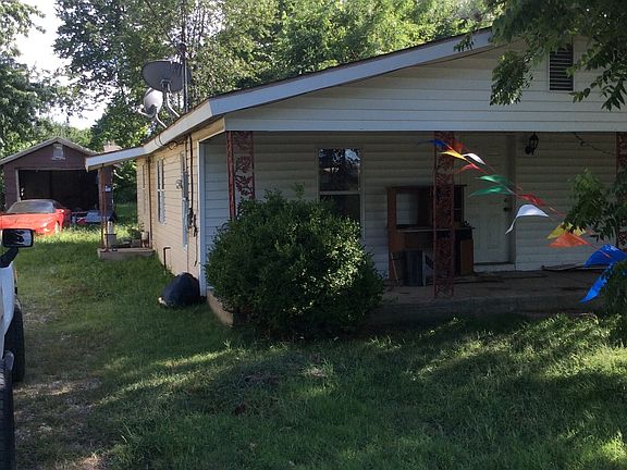 2nd image of 109 E Thurman St