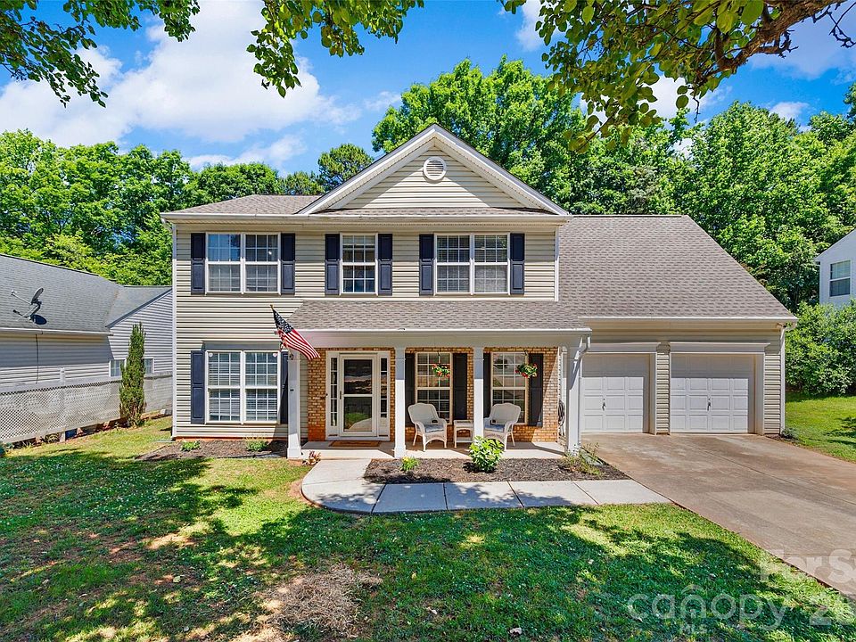 1st image of 570 Saddlebrook Dr