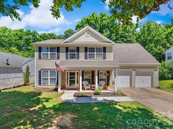 570 Saddlebrook Dr, Rock Hill, SC 29730