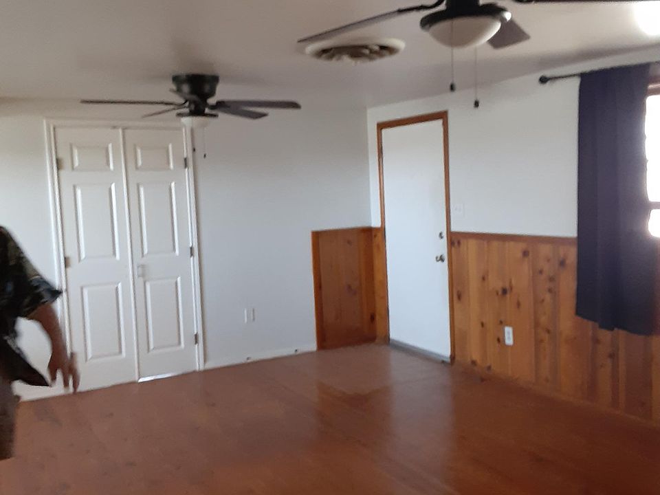 1st image of 8405 W University Blvd