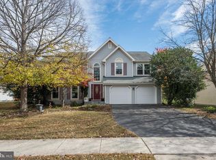 14305 Platinum Dr, Gaithersburg, MD 20878
