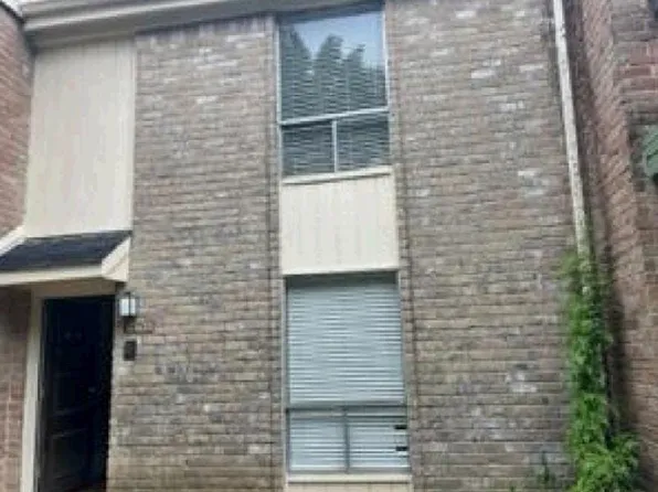 4711 Indian Trl #4, Baytown, TX 77521