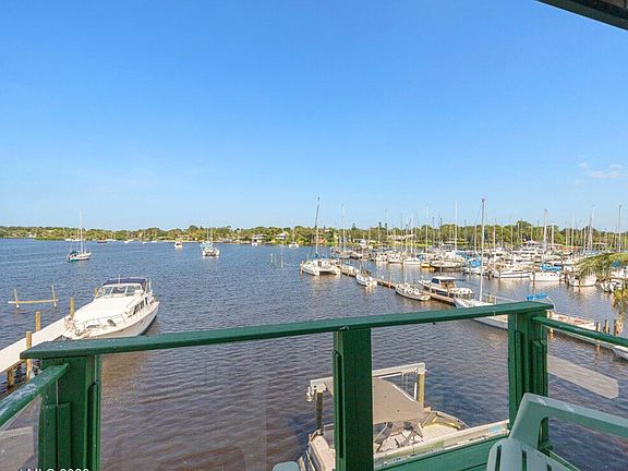 3rd image of 973 N Harbor City Blvd