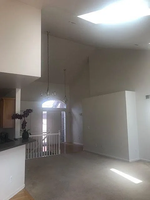 2 bed, 2.0 bath, 1522 sqft, $2,900 — Photo 4