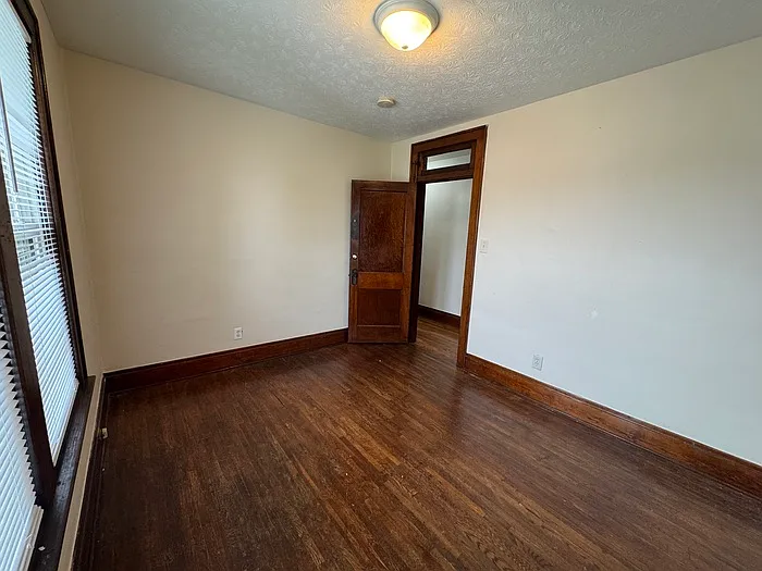 2462 Indiana Ave #2464 — Photo 14