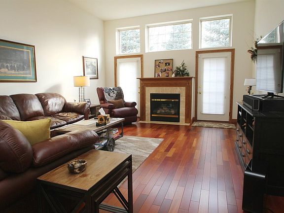 4th image of 4902 Waters Edge Dr