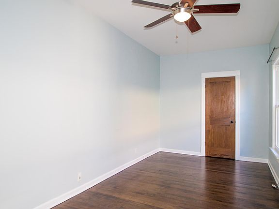 4th image of 1026 Troost Ave #1