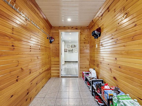 2nd image of 56 Foster St