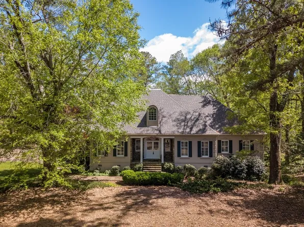 4297 Judge Brown Rd, Valley, AL 36854