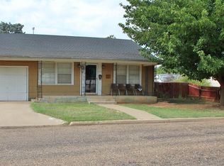 1112 N 10th St, Lamesa, TX 79331