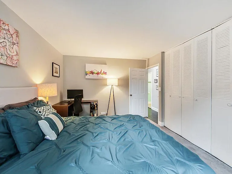 5701 N Sheridan Rd #4A — Photo 10