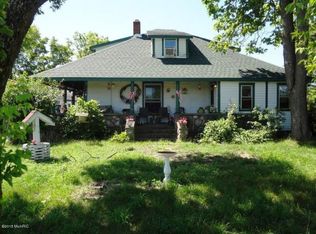 20487 Hoover Rd, Big Rapids, MI 49307