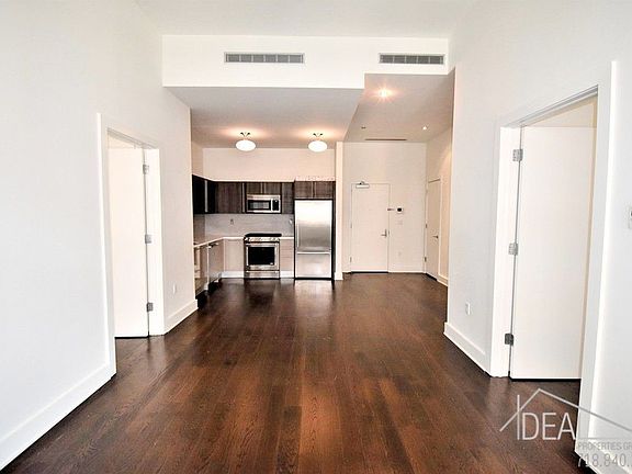 3rd image of 68 Livingston St #6F