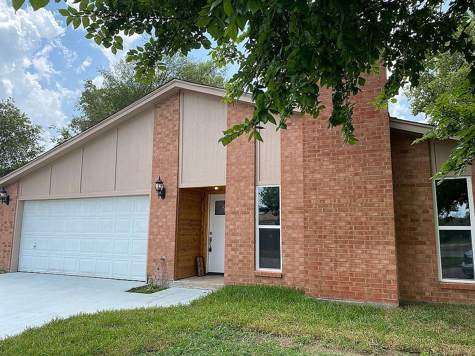 1st image of 3300 Chalmette Ct