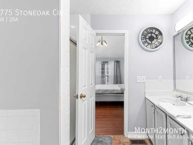 1775 Stoneoak Cir — Photo 21