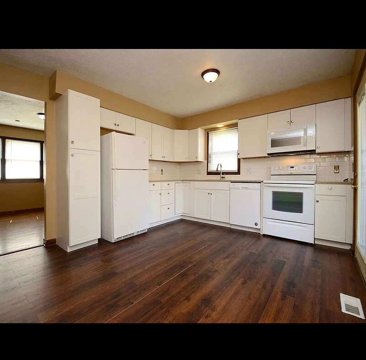 4 bed, 1440 sqft, $2,195 — Photo 3