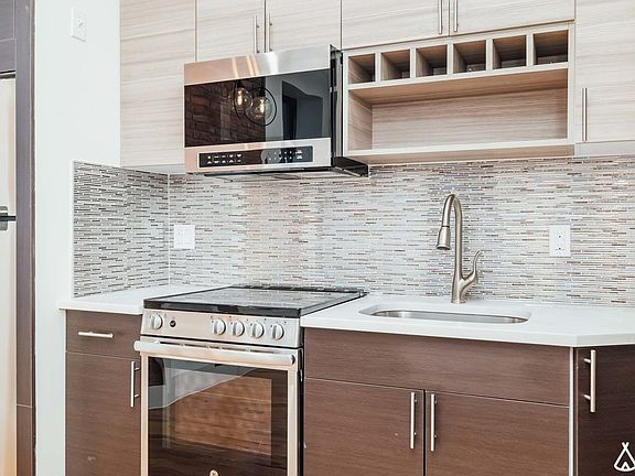 5th image of 230 Bushwick Ave #2E