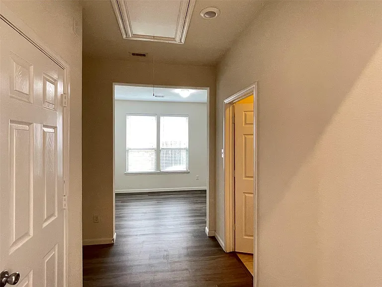 28519 Willow Orchard Ln — Photo 4