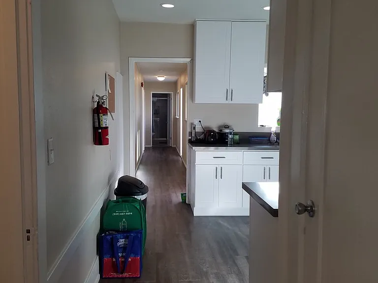 454 S Glassell St — Photo 16