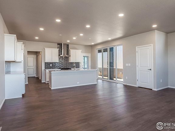 3rd image of 6105 Saddle Horn Dr