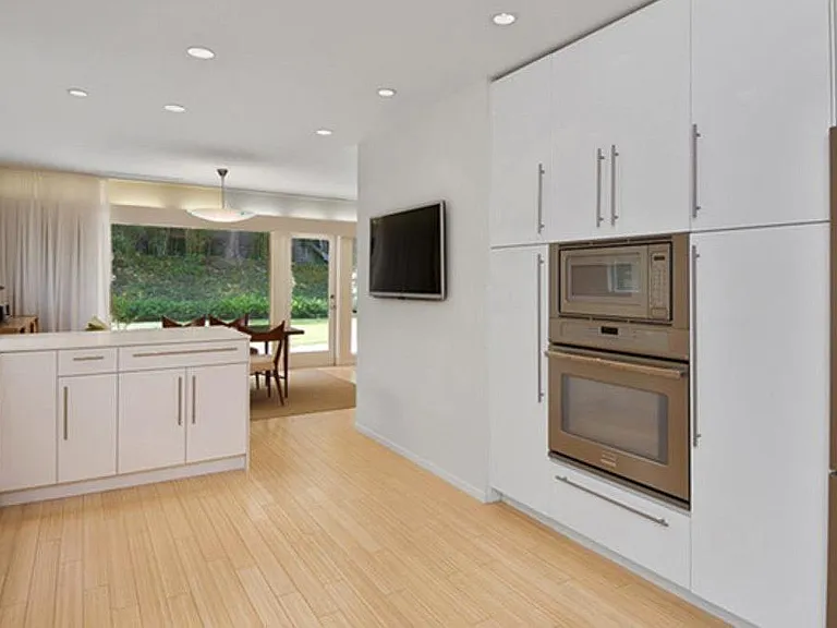 9512 Duxbury Ln — Photo 1